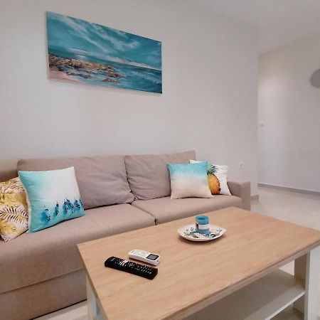 Sea Pleasure Apartment Peraía Exterior foto
